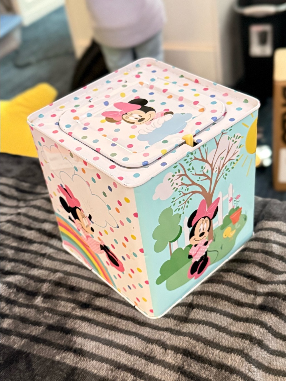 Disney Baby Minnie Mouse Pink & Pastel Polka Dot musical Jack in the box